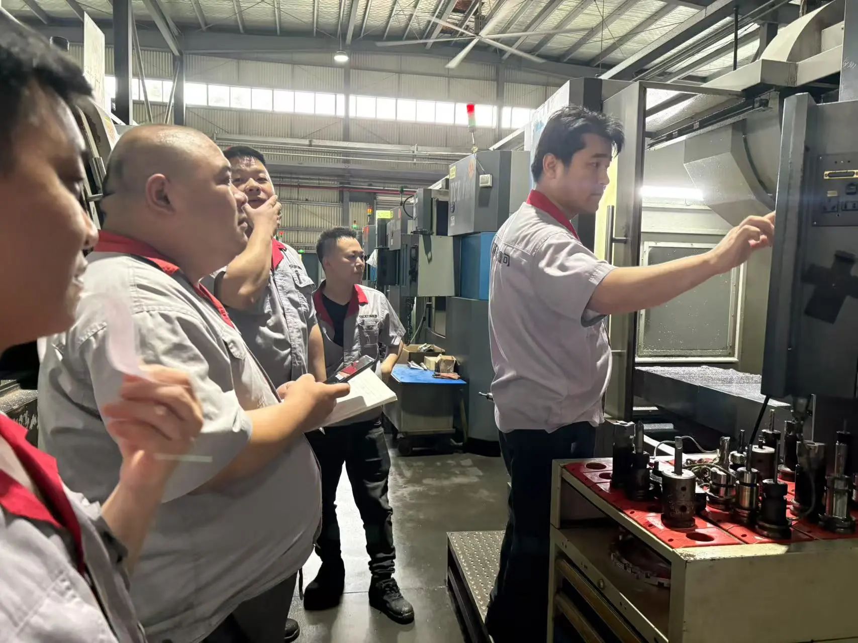 1752888236643204.jpg b0adbfa26c4ac0d212a1361486546405.jpg